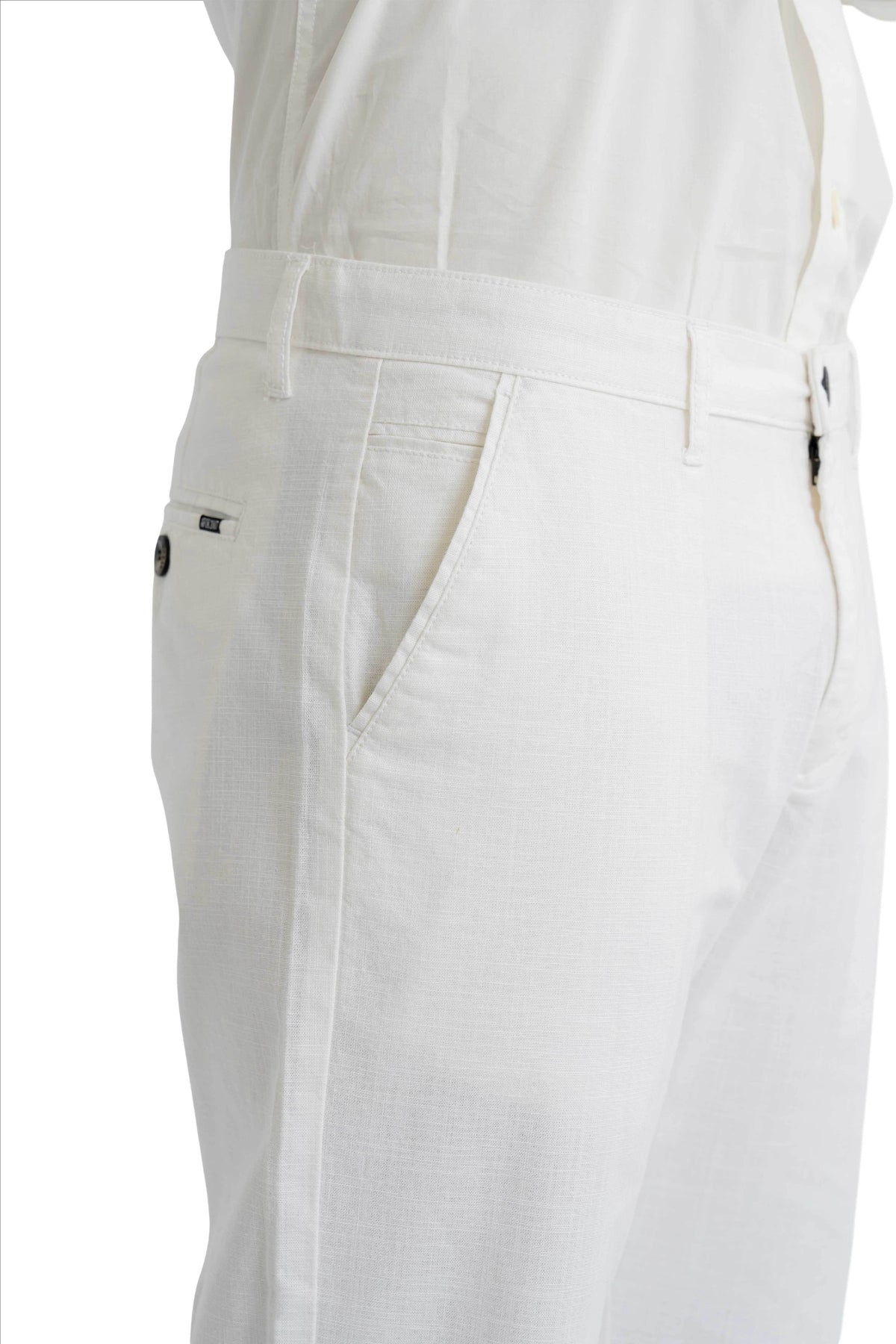 Coast Relaxed Fit 	Winter White Trouser.
