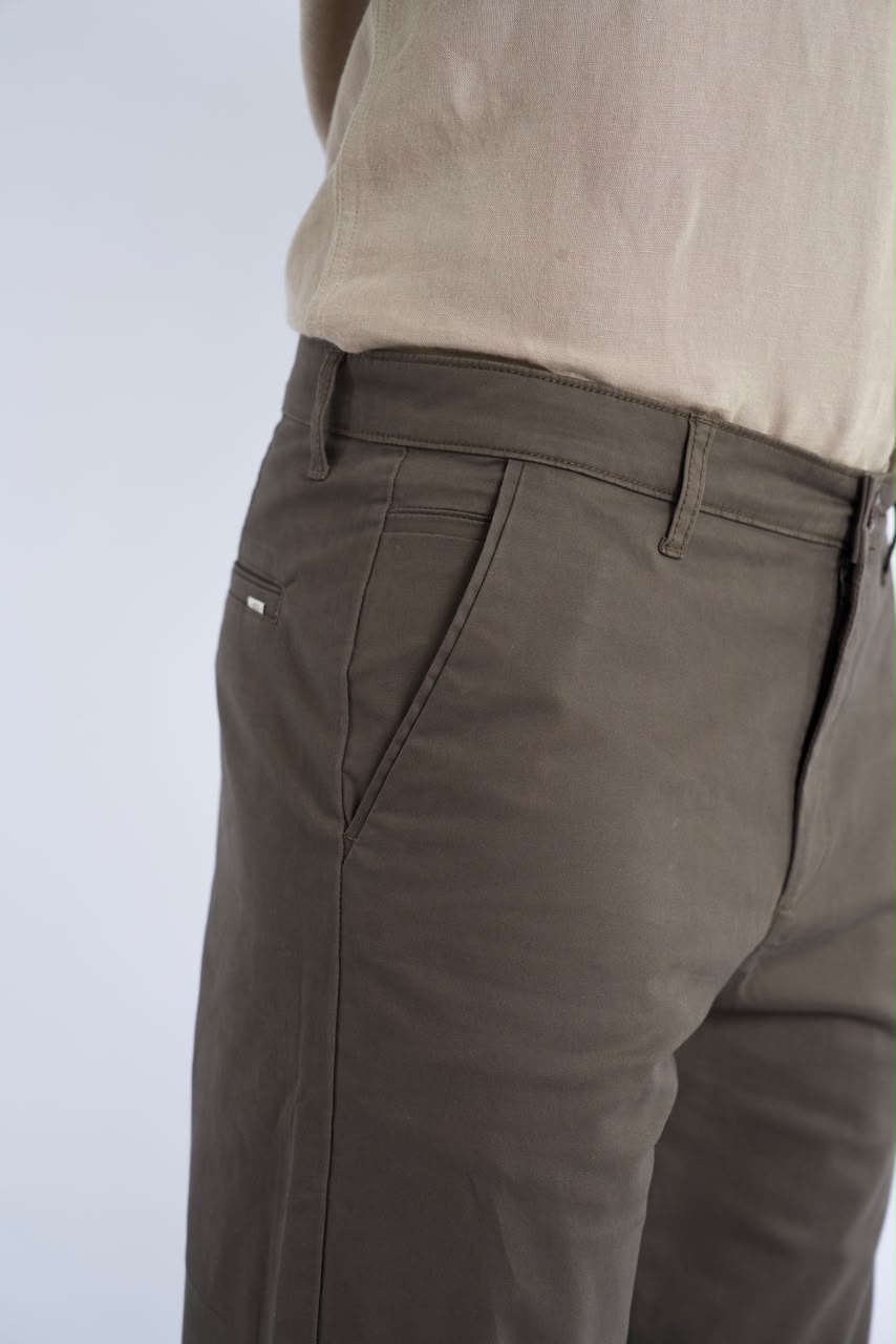 Motion Relaxed Fit Pearl White Trouser-zoom-4